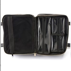 Cosmetic Case w Removable Compartments